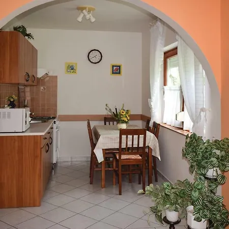 Apartament Vecsey Karoly Utca-zamardi Zamárdi